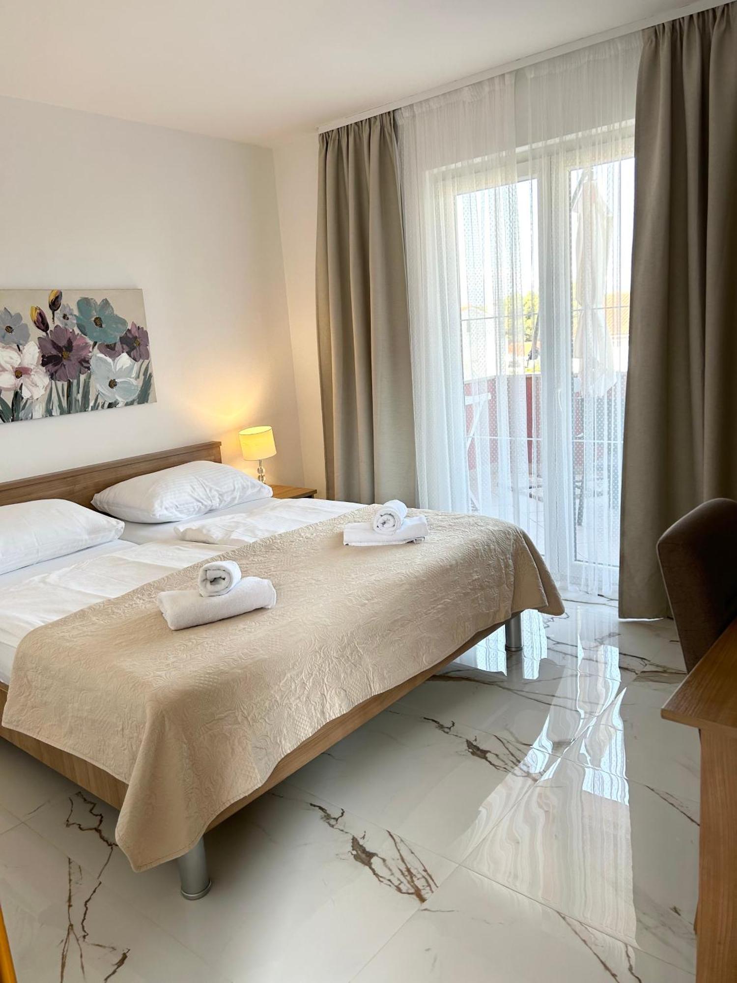 Apartments Mare Punat Exterior foto